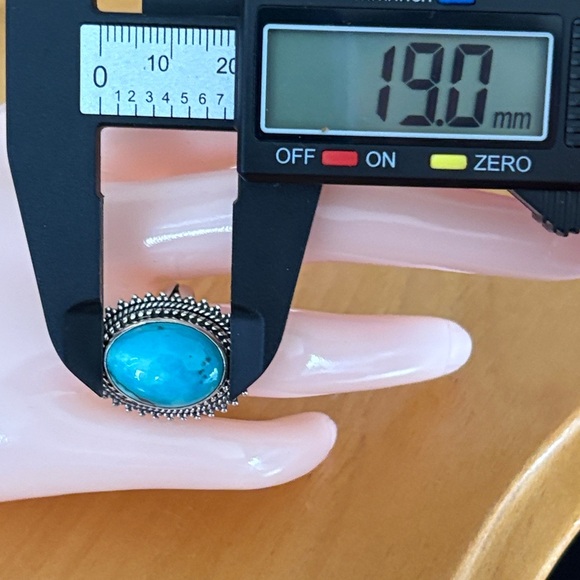 Bold Oval 8.50 carat Natural Cabochon Turquoise Ring Size 7 Sterling Silver - Picture 8 of 14